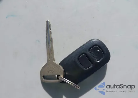 2004 Toyota Highlander V6 z USA, uszkodzony, nr VIN JTEDP21A940021592